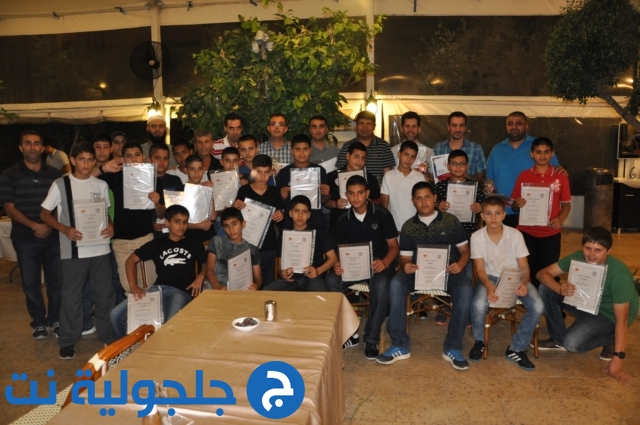حفل تخريج لطلاب من اعدادية الرازي ضمن مشروع أمدوكس